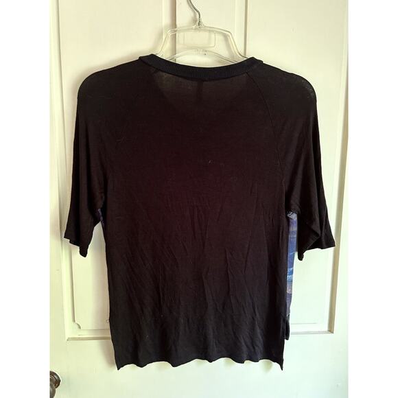 Women’s edista Black Front Zip Short Sleeve Shirt-Small - Picture 2 of 3